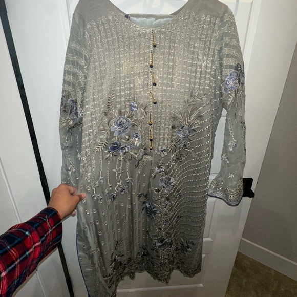 Fancy Chiffon Pakistani Shalwar Kameez - Picture 1 of 3